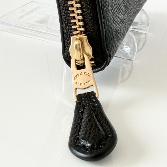 Coach Mini Zip Card Case Wallet - Picture 6 of 6